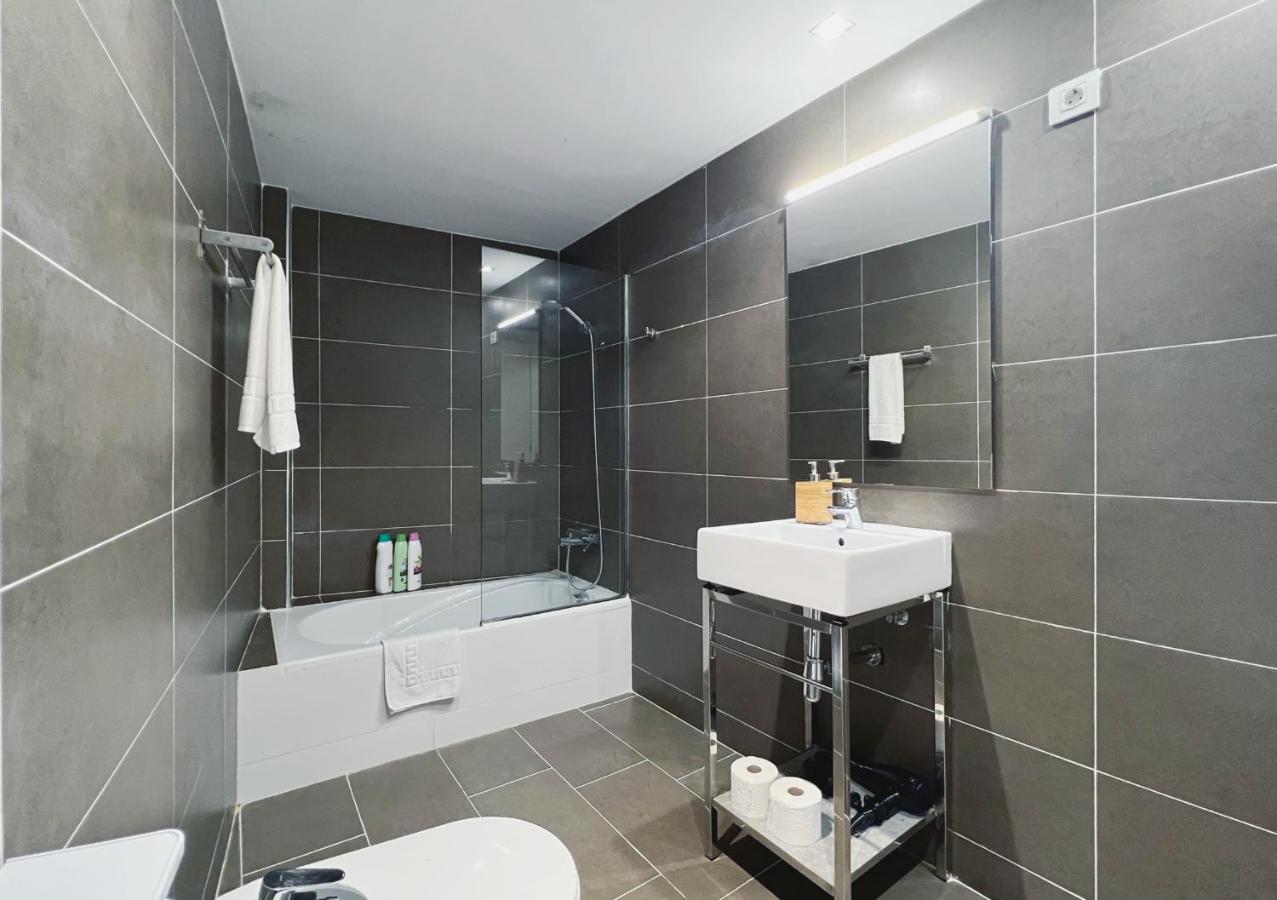 Stay U-Nique Apartments Pellaires Βαρκελώνη Εξωτερικό φωτογραφία