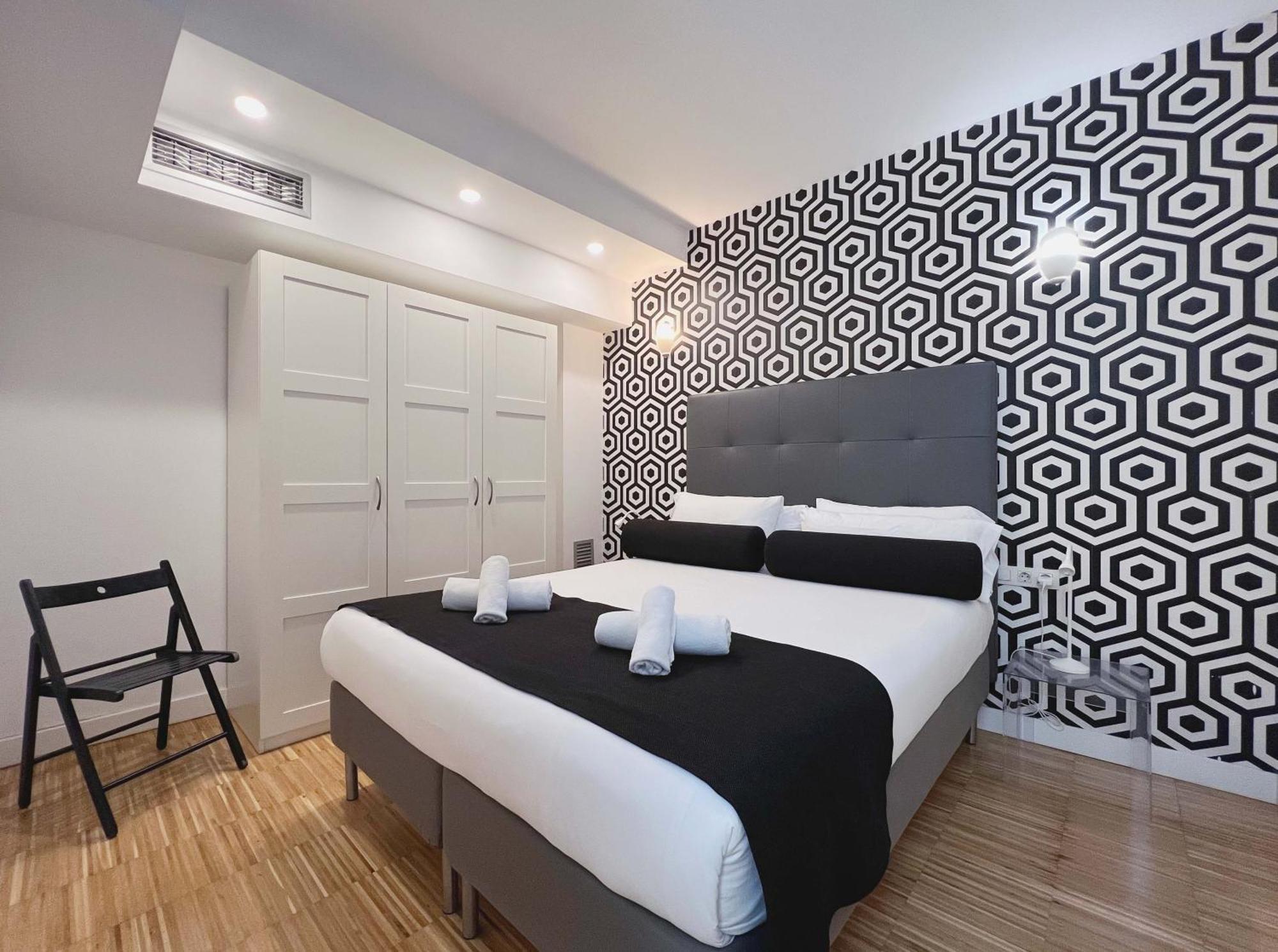 Stay U-Nique Apartments Pellaires Βαρκελώνη Εξωτερικό φωτογραφία