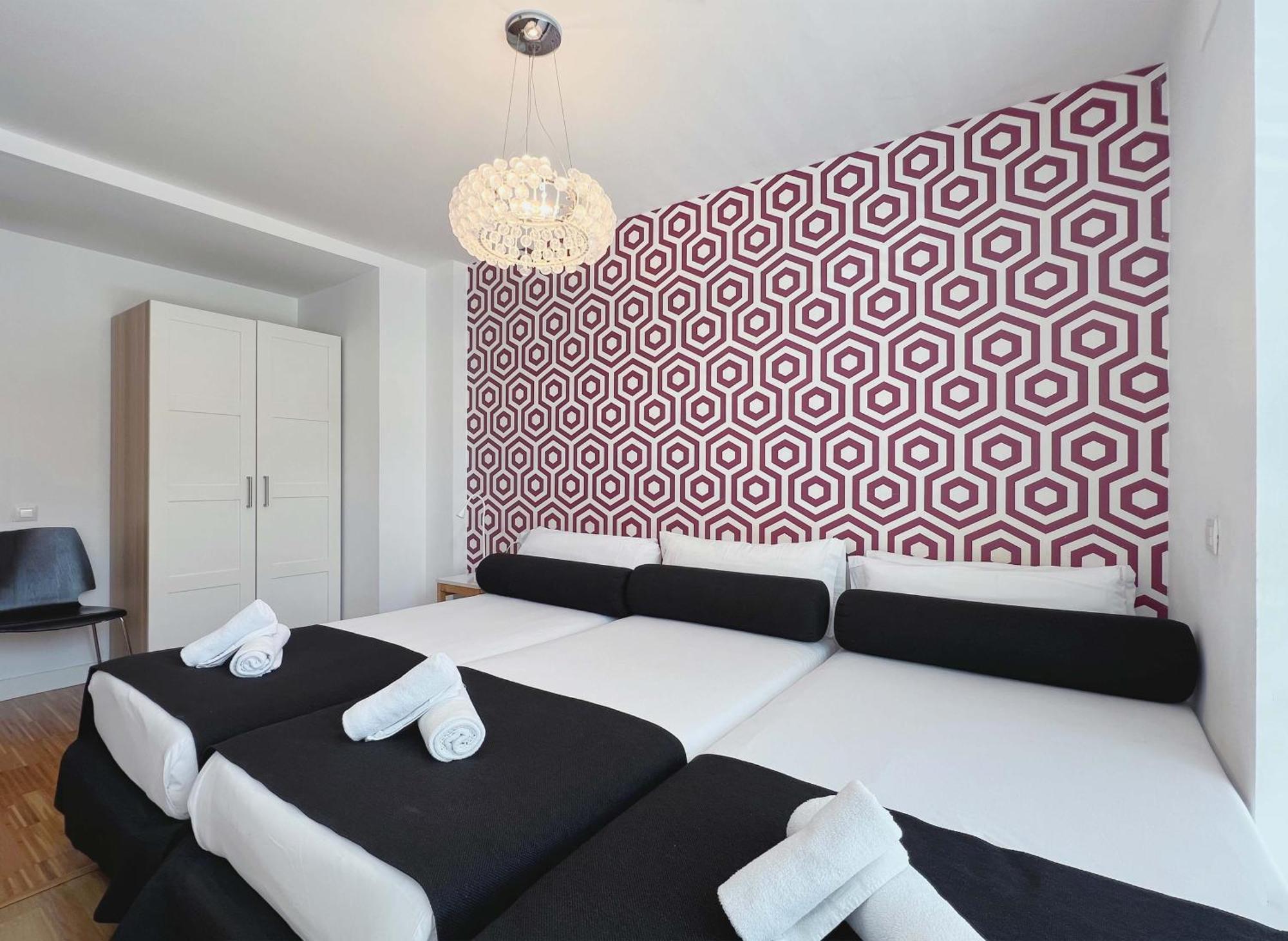 Stay U-Nique Apartments Pellaires Βαρκελώνη Εξωτερικό φωτογραφία